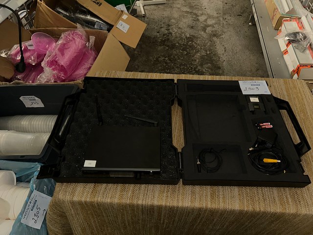 1 console sennheiser - afbeelding 1 van  6