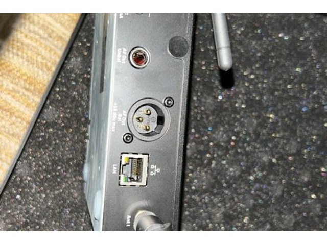 1 console sennheiser - afbeelding 6 van  6