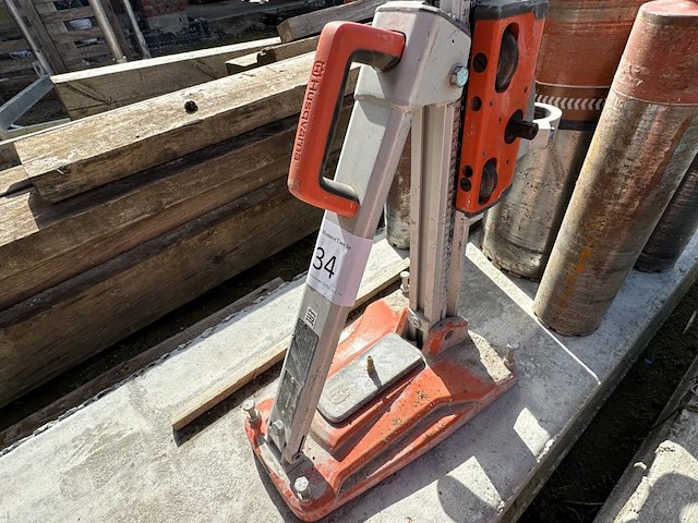 1 diamantboorstatief husqvarna ds150 incl div diamantboren - afbeelding 2 van  3