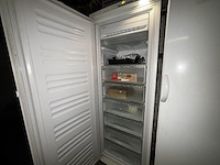 1 diepvrieskast miele hoog model - afbeelding 4 van  4