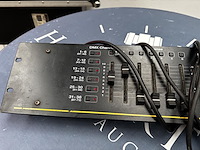 1 dmx controller martin 2518 - afbeelding 3 van  3