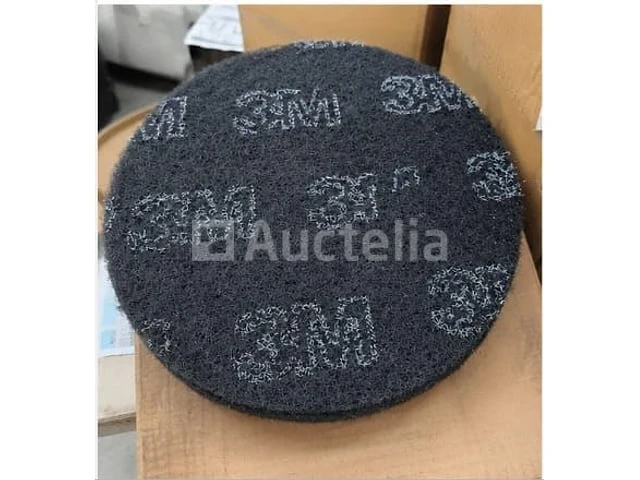 1 doos - 3m™ 7200 zwarte stripperpad. diameter 17" (430 mm) – 5 nieuwe schijven - afbeelding 1 van  5