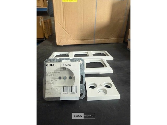 1 doos divers - afbeelding 1 van  2