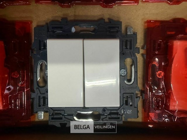1 doos dubbele lichtschakelaars - afbeelding 1 van  2