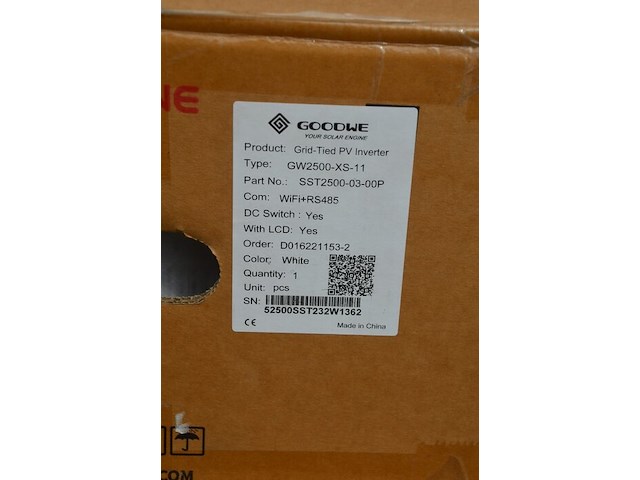 1 doos met nieuwe zonnepanelen inverter goodwee - afbeelding 3 van  6