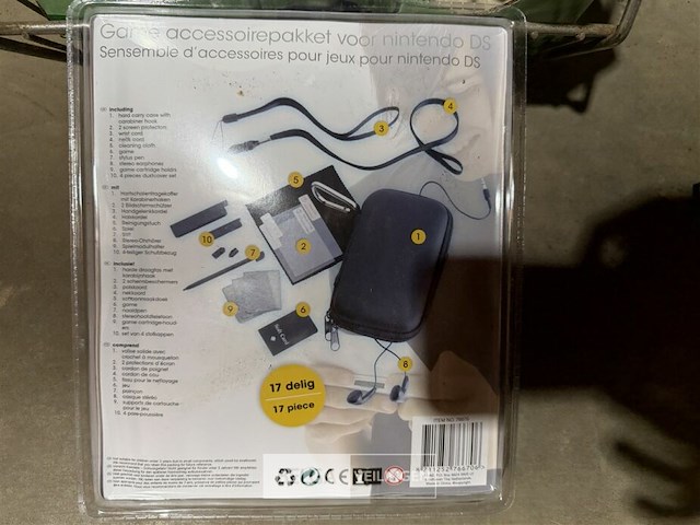 1 doos nitendo ds game-accessoires - afbeelding 2 van  5