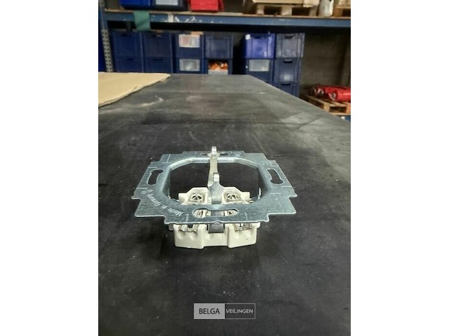 1 doos stopcontacten - afbeelding 2 van  2