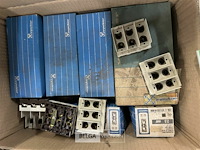 1 doos zekeringhouders - afbeelding 2 van  3