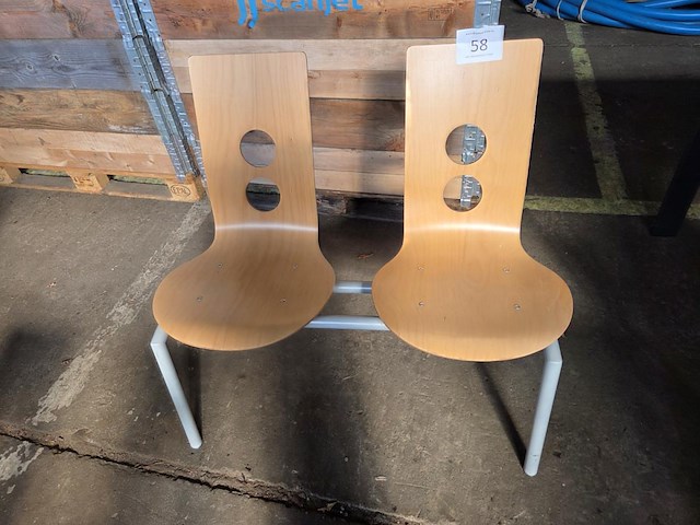 1 dubbel wachtzaal stoeltje - afbeelding 1 van  3