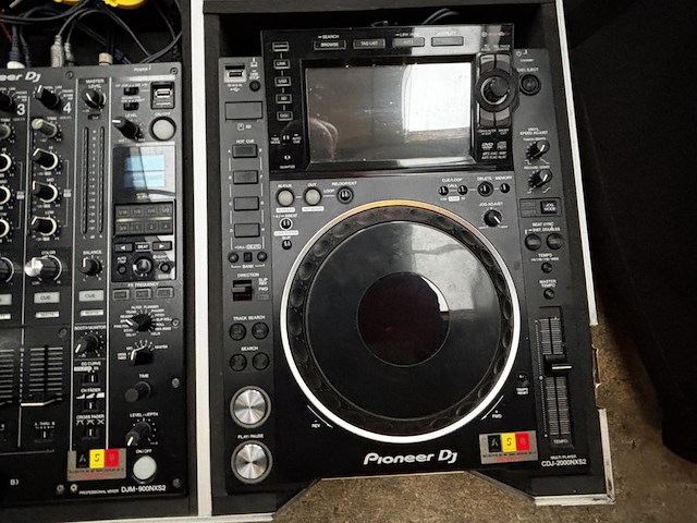 1 dubbele mengtafel pioneer dj cdj-2000nxs2 / djm-900nxs2 - afbeelding 4 van  7