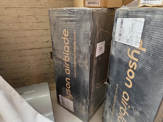 1 dyson airblade handendroger - afbeelding 3 van  3