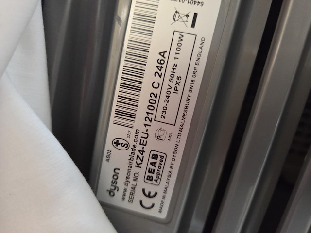 1 dyson airblade handendroger - afbeelding 5 van  5