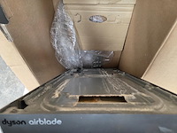 1 dyson airblade - afbeelding 4 van  5