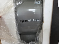 1 dyson airblade - afbeelding 3 van  6