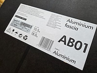 1 dyson airblade - afbeelding 7 van  7