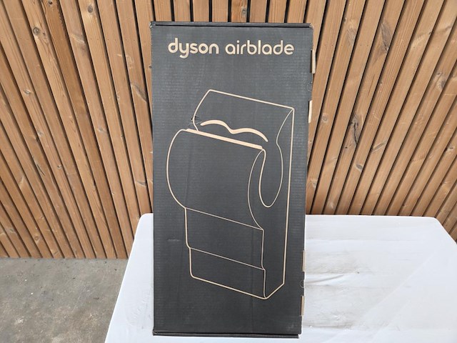 1 dyson airblade - afbeelding 6 van  7