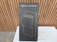 1 dyson airblade - afbeelding 6 van  7