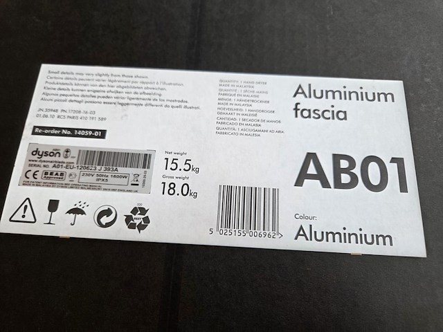 1 dyson airblade - afbeelding 7 van  7