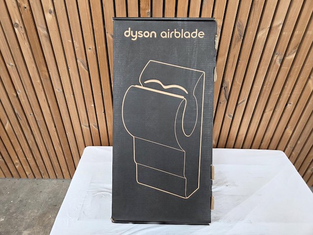 1 dyson airblade - afbeelding 6 van  7