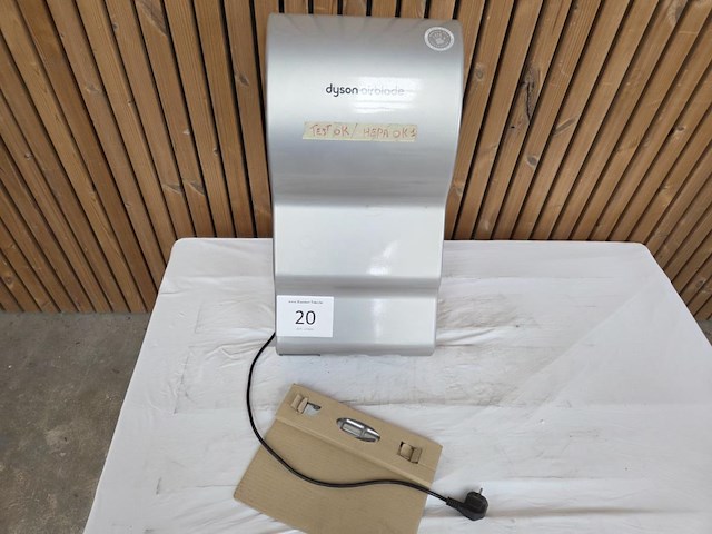 1 dyson airblade - afbeelding 1 van  5