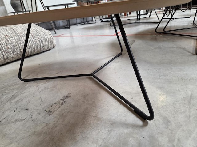 1 eikenfineer salontafel - afbeelding 4 van  5