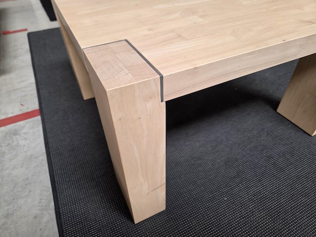 1 eikenhouten bijzettafeltje - afbeelding 3 van  4