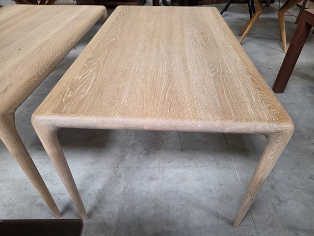 1 eikenhouten eetkamertafel adinda 160/100 artisan - afbeelding 4 van  6