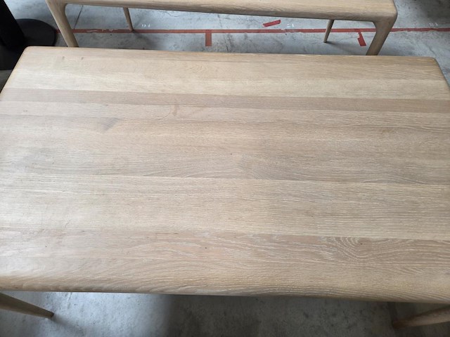 1 eikenhouten eetkamertafel alinda artisan - afbeelding 2 van  7