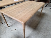 1 eikenhouten eetkamertafel alinda artisan - afbeelding 4 van  7