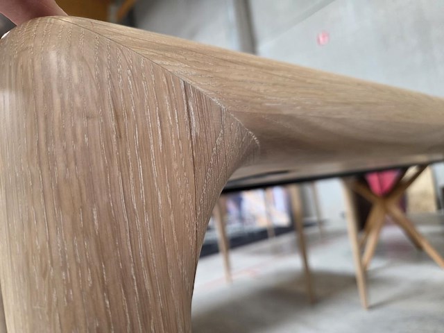 1 eikenhouten eetkamertafel alinda artisan - afbeelding 6 van  7