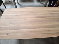 1 eikenhouten eetkamertafel met metalen onderstal bryan - afbeelding 4 van  8