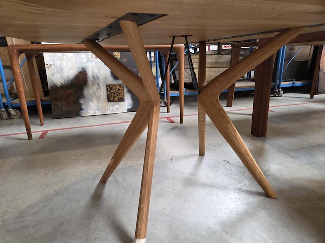 1 eikenhouten ronde tafel abina dia 140 cm artisan - afbeelding 5 van  6