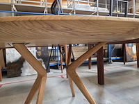 1 eikenhouten ronde tafel abina dia 140 cm artisan - afbeelding 6 van  6