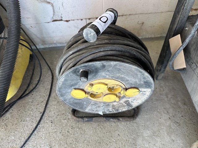 1 elektrische kabelhaspel - afbeelding 1 van  1