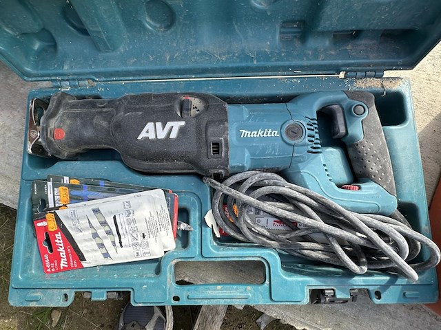 1 elektrische reciprozaag makita jr3070ct - afbeelding 1 van  1