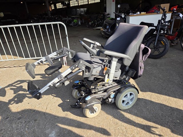 1 elektrische rolstoel puma40 - afbeelding 3 van  12