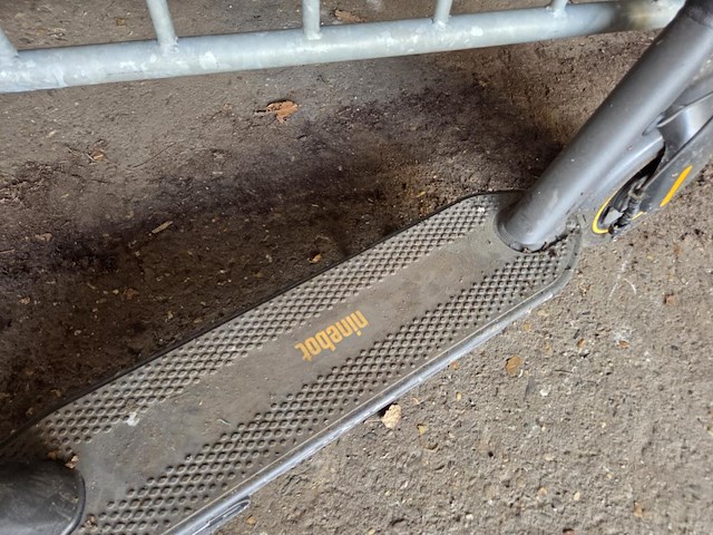 1 elektrische step - afbeelding 2 van  3