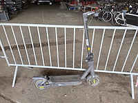 1 elektrische step - afbeelding 1 van  3