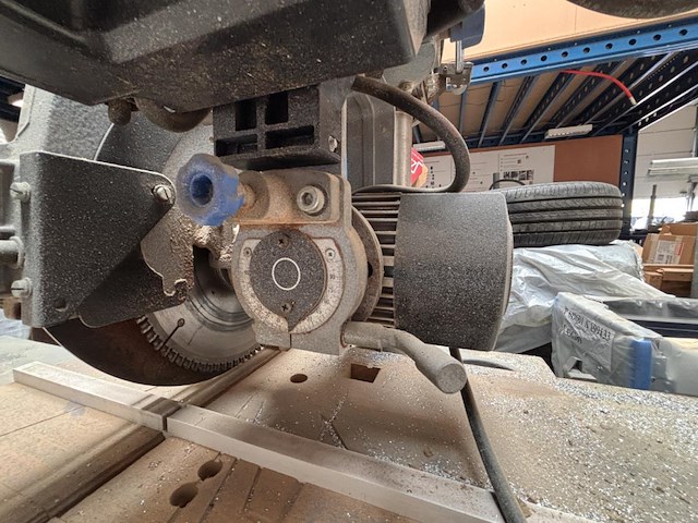 1 elektrische tafelzaag elu 1251 - afbeelding 5 van  5