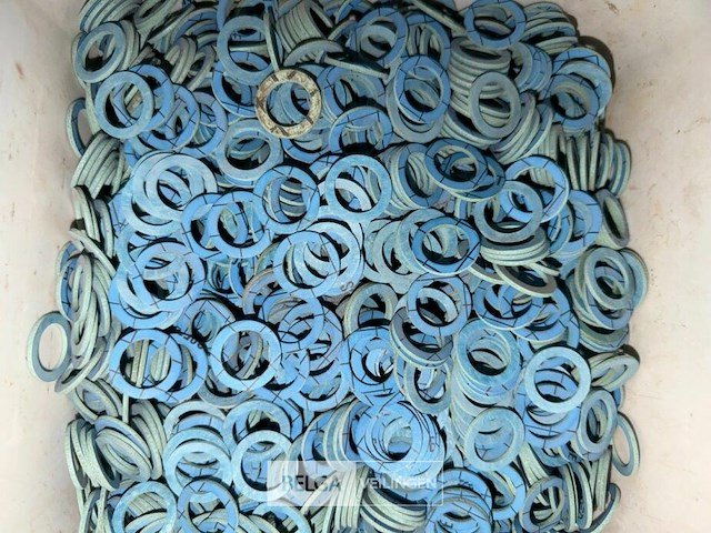 1 emmer met dichtingsringen - afbeelding 1 van  1