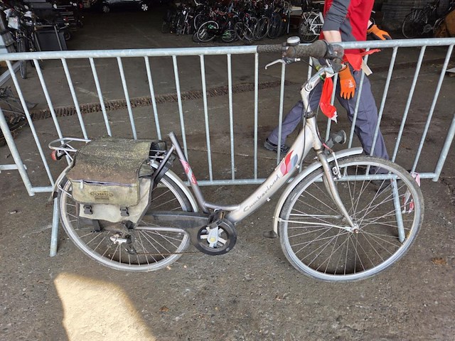 1 fiets - afbeelding 1 van  3