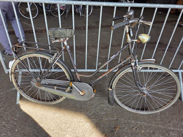 1 fiets - afbeelding 1 van  3