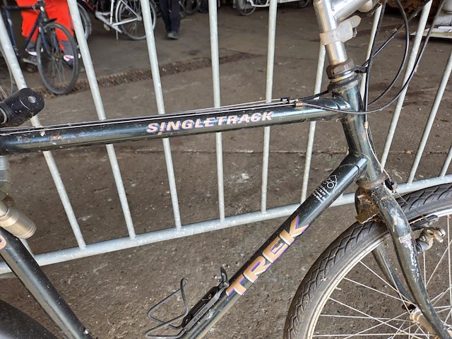 1 fiets - afbeelding 2 van  2