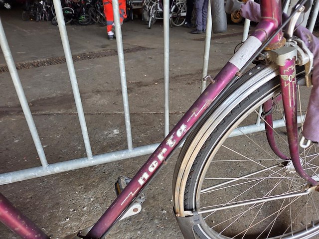 1 fiets - afbeelding 2 van  2