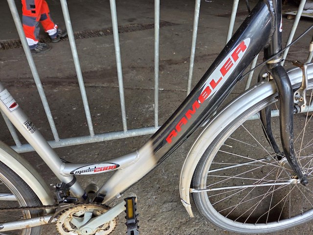 1 fiets - afbeelding 2 van  2