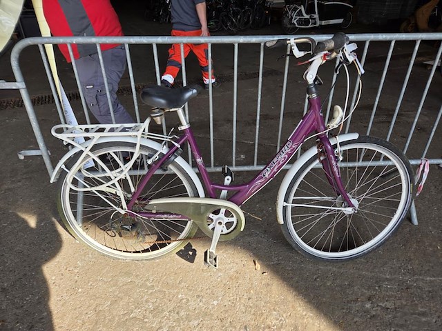 1 fiets - afbeelding 1 van  3