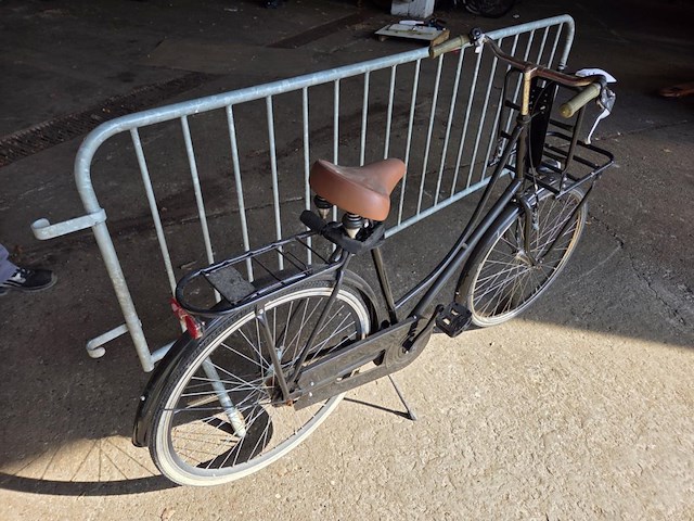 1 fiets - afbeelding 2 van  2