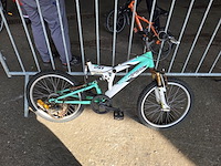 1 fiets - afbeelding 1 van  2