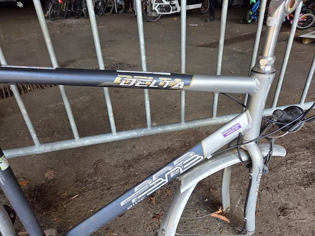 1 fiets - afbeelding 2 van  3