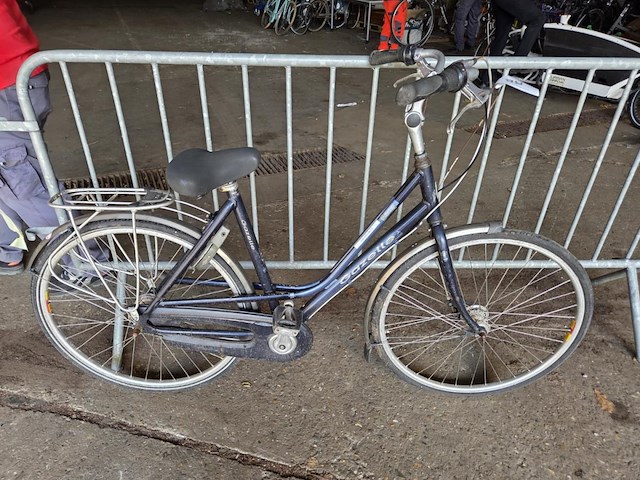 1 fiets - afbeelding 1 van  3